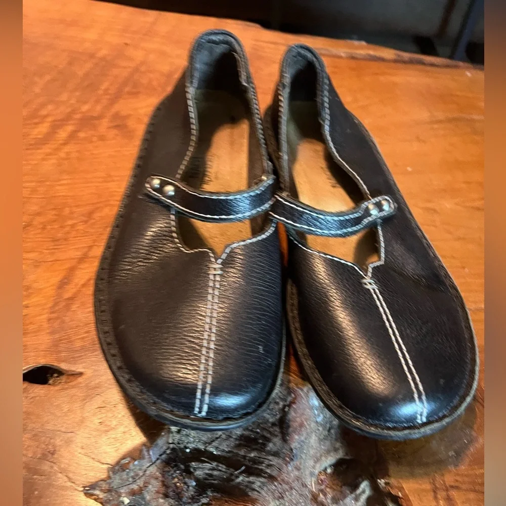 Naot Chord Mary Jane – Black Leather (EU 37) (US 6.5–7)